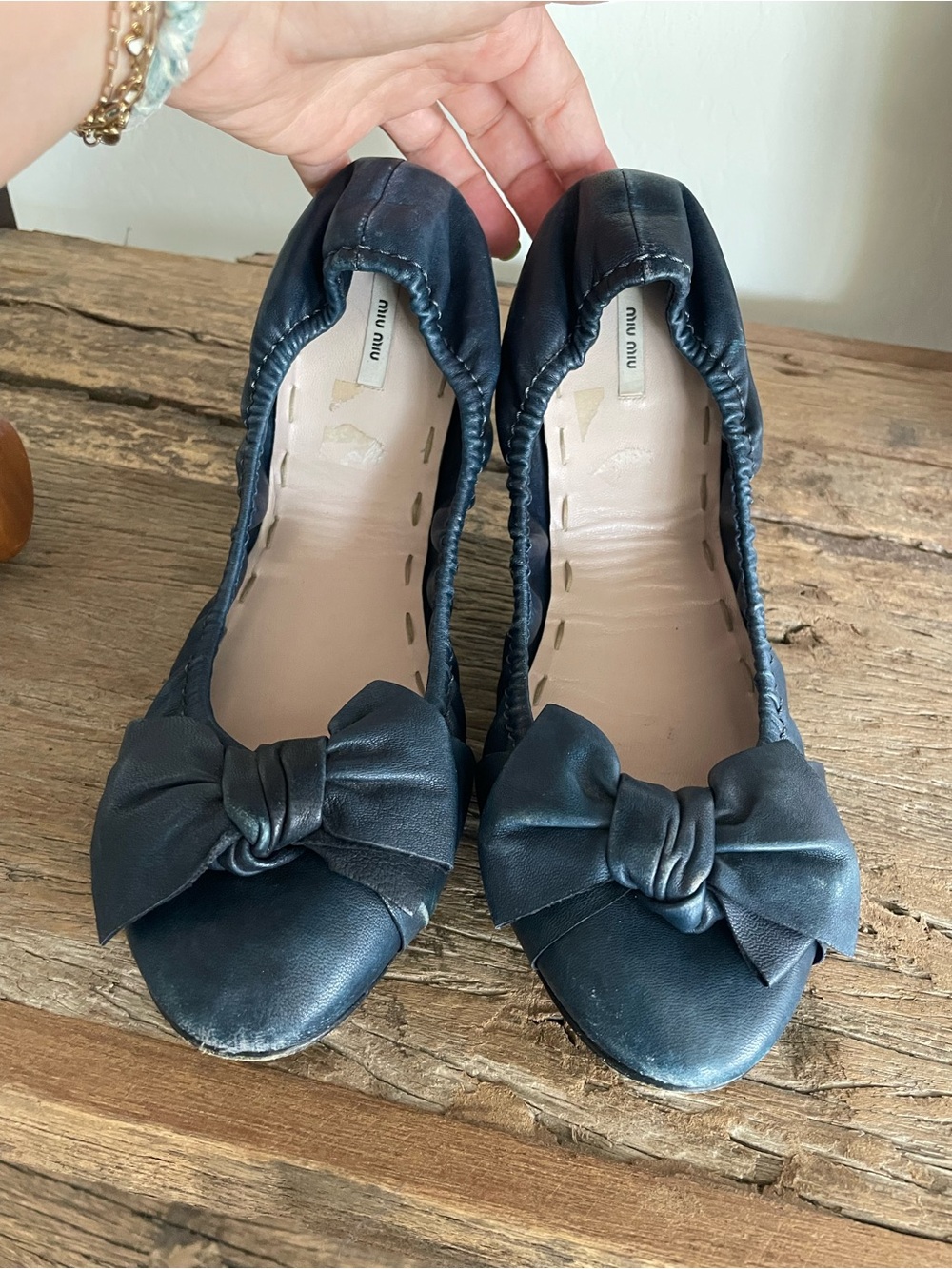 Miu Miu Navy Blue Leathet Ballet Bow Flats Size 40